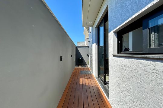 Quintal  de casa para alugar com 3 quartos, 210m² em Campeche, Florianópolis