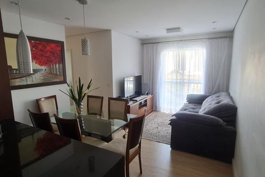 Sala de apartamento à venda com 3 quartos, 71m² em Jardim das Samambaias, Jundiaí