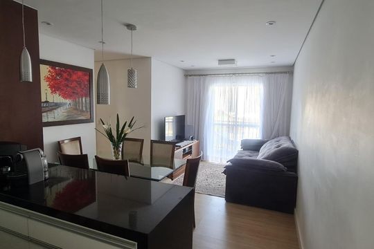 Sala de apartamento à venda com 3 quartos, 71m² em Jardim das Samambaias, Jundiaí