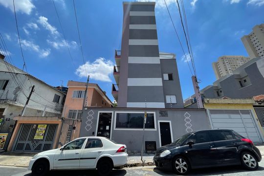 Fachada+Placa  de apartamento à venda com 1 quarto, 30m² em Itaquera, São Paulo