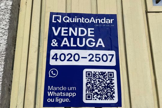 Placa de apartamento à venda com 2 quartos, 40m² em Vila Carmosina, São Paulo
