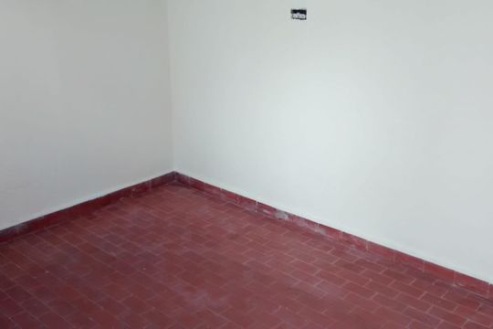 Quarto de casa à venda com 2 quartos, 100m² em Barra Funda, São Paulo