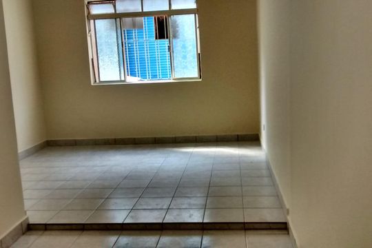 Sala de casa à venda com 2 quartos, 100m² em Barra Funda, São Paulo