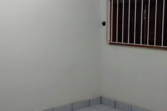 Quarto de casa à venda com 2 quartos, 100m² em Barra Funda, São Paulo