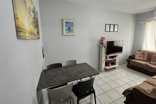 Apartamento para alugar com 1 quarto, 45m² em Jardim Sao Miguel, Guarujá