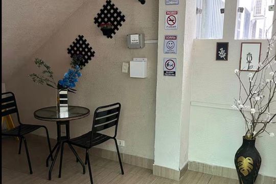 Área comum de apartamento para alugar com 1 quarto, 45m² em Jardim Sao Miguel, Guarujá