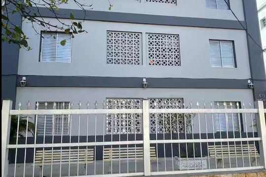 Fachada de apartamento para alugar com 1 quarto, 45m² em Jardim Sao Miguel, Guarujá