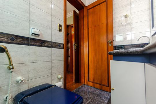 Suíte 1 - Banheiro de casa para alugar com 5 quartos, 500m² em City América, São Paulo