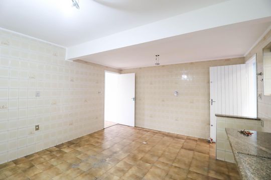 Casa à venda com 2 quartos, 188m² em Bortolândia, São Paulo