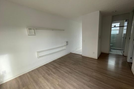 Apartamento para alugar com 2 quartos, 48m² em Roselândia, Cotia