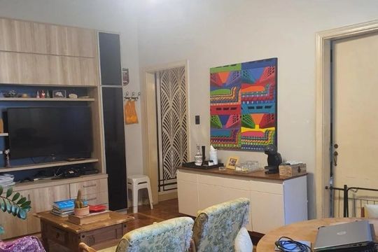 Sala de apartamento à venda com 2 quartos, 105m² em Bela Vista, São Paulo