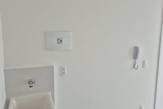 Área de serviço de apartamento à venda com 1 quarto, 27m² em Jardim Itacolomi, São Paulo