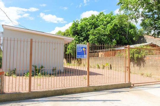Fachada de kitnet/studio para alugar com 1 quarto, 20m² em Mathias Velho, Canoas