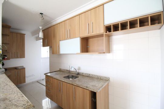 Cozinha de apartamento à venda com 3 quartos, 74m² em Mauá, São Caetano do Sul