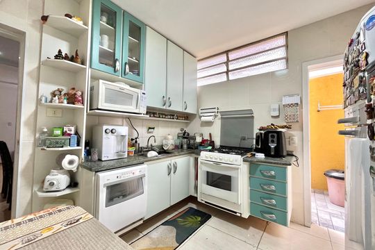Cozinha de casa à venda com 3 quartos, 160m² em Vila Alexandria, São Paulo