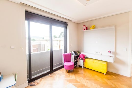 Suíte 2 de casa de condomínio à venda com 5 quartos, 640m² em Colinas da Anhanguera, Santana de Parnaíba