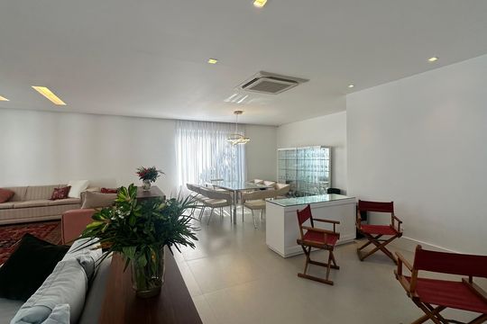 Sala de casa à venda com 7 quartos, 614m² em Recreio dos Bandeirantes, Rio de Janeiro