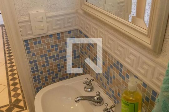 Banheiro de apartamento à venda com 3 quartos, 160m² em Perdizes, São Paulo