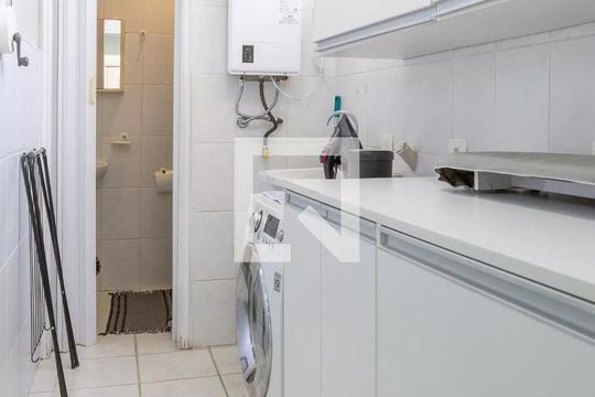 Área de serviço de apartamento à venda com 3 quartos, 160m² em Perdizes, São Paulo