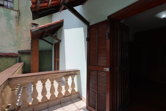 Varanda da Suíte 3 de casa à venda com 3 quartos, 400m² em Santa Maria, Santo André