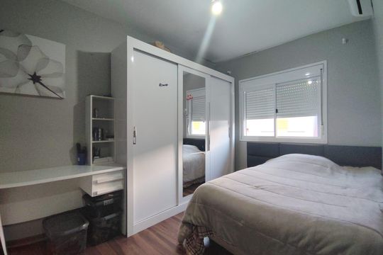 Casa de Condomínio à venda com 3 quartos, 137m² em Olaria, Canoas