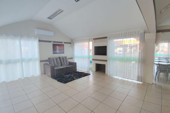 Casa de Condomínio à venda com 3 quartos, 137m² em Olaria, Canoas
