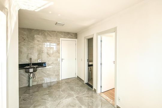 Sala de apartamento à venda com 2 quartos, 34m² em Usina Piratininga, São Paulo