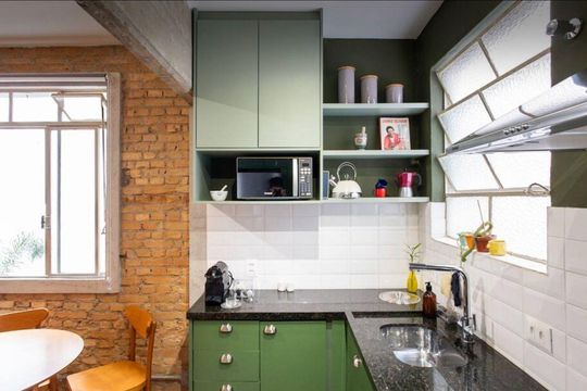 Cozinha de apartamento para alugar com 1 quarto, 51m² em Cerqueira César, São Paulo