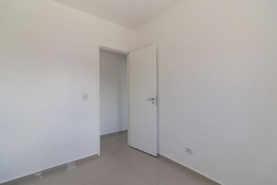 Quarto 2 de apartamento para alugar com 2 quartos, 38m² em Vila Guilhermina, São Paulo