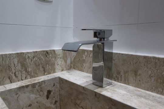 Banheiro Quarto 1 suíte de apartamento à venda com 2 quartos, 65m² em Vila Camilópolis, Santo André