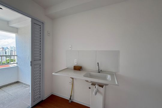 Cozinha de apartamento à venda com 2 quartos, 28m² em Vila das Belezas, São Paulo