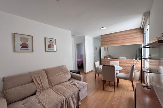 Sala de apartamento para alugar com 2 quartos, 50m² em Vargem Grande, Rio de Janeiro