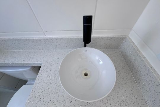 Banheiro Social de apartamento para alugar com 2 quartos, 50m² em Vargem Grande, Rio de Janeiro
