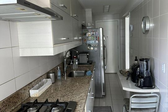 Cozinha de apartamento à venda com 4 quartos, 150m² em Barra Olímpica, Rio de Janeiro