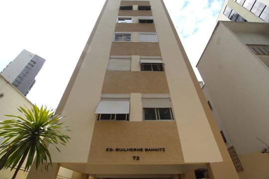 Fachada do Prédio de apartamento para alugar com 2 quartos, 70m² em Itaim Bibi, São Paulo