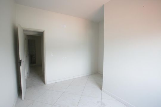Suíte 1 de apartamento à venda com 2 quartos, 64m² em Tanque, Rio de Janeiro