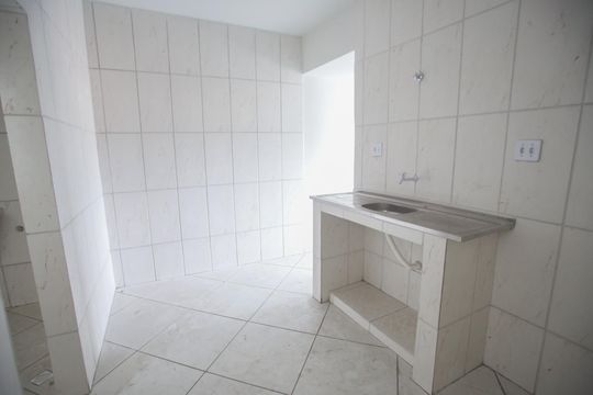 Cozinha de apartamento para alugar com 2 quartos, 64m² em Tanque, Rio de Janeiro