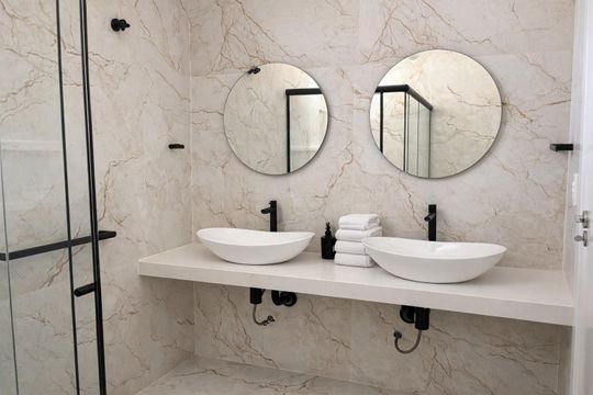 Banheiro de apartamento à venda com 3 quartos, 107m² em Copacabana, Rio de Janeiro