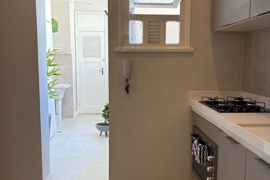 Cozinha de apartamento à venda com 3 quartos, 107m² em Copacabana, Rio de Janeiro
