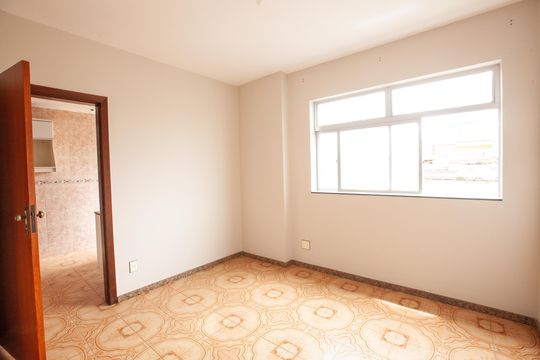 Apartamento à venda com 3 quartos, 120m² em Santa Cruz Industrial, Contagem