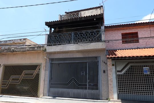 Fachada de casa à venda com 3 quartos, 375m² em Vila Nova Pauliceia, São Paulo