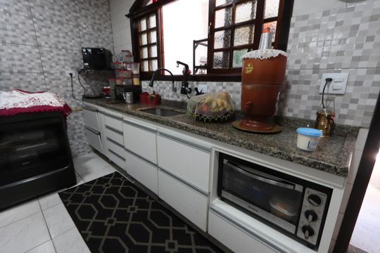 Cozinha de casa à venda com 3 quartos, 375m² em Vila Nova Pauliceia, São Paulo