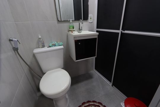 Banheiro 3 de casa à venda com 3 quartos, 375m² em Vila Nova Pauliceia, São Paulo