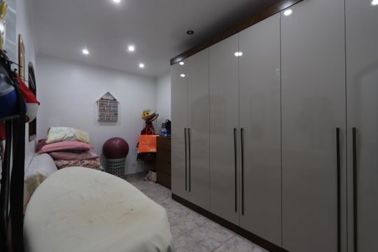 Quarto 3 de casa à venda com 3 quartos, 375m² em Vila Nova Pauliceia, São Paulo