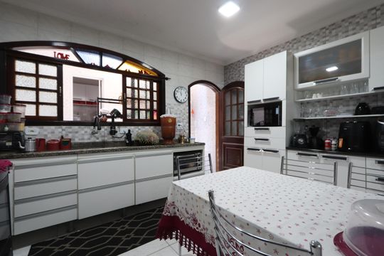 Cozinha de casa à venda com 3 quartos, 375m² em Vila Nova Pauliceia, São Paulo