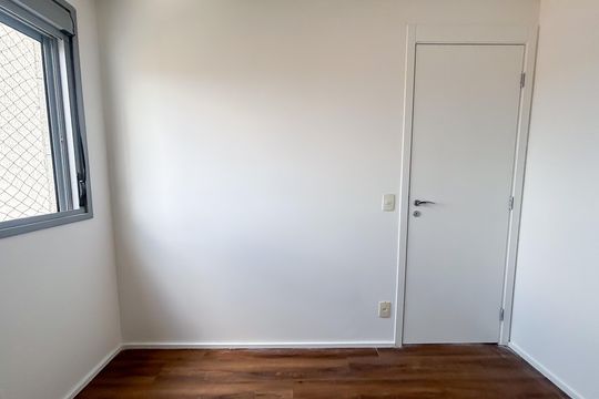 Quarto 1 de apartamento para alugar com 2 quartos, 65m² em Vila Santa Catarina, São Paulo
