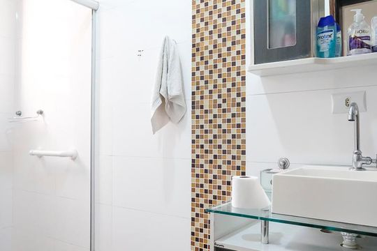 Banheiro da suíte de casa à venda com 4 quartos, 295m² em Vila Palmares, São Caetano do Sul