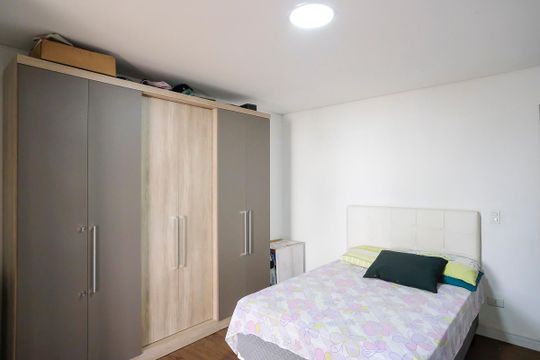 Quarto 1 de casa à venda com 4 quartos, 295m² em Vila Palmares, São Caetano do Sul