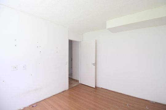 Quarto de apartamento para alugar com 1 quarto, 48m² em Taquara, Rio de Janeiro