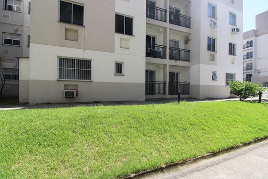 Quarto - Vista de apartamento para alugar com 1 quarto, 48m² em Taquara, Rio de Janeiro